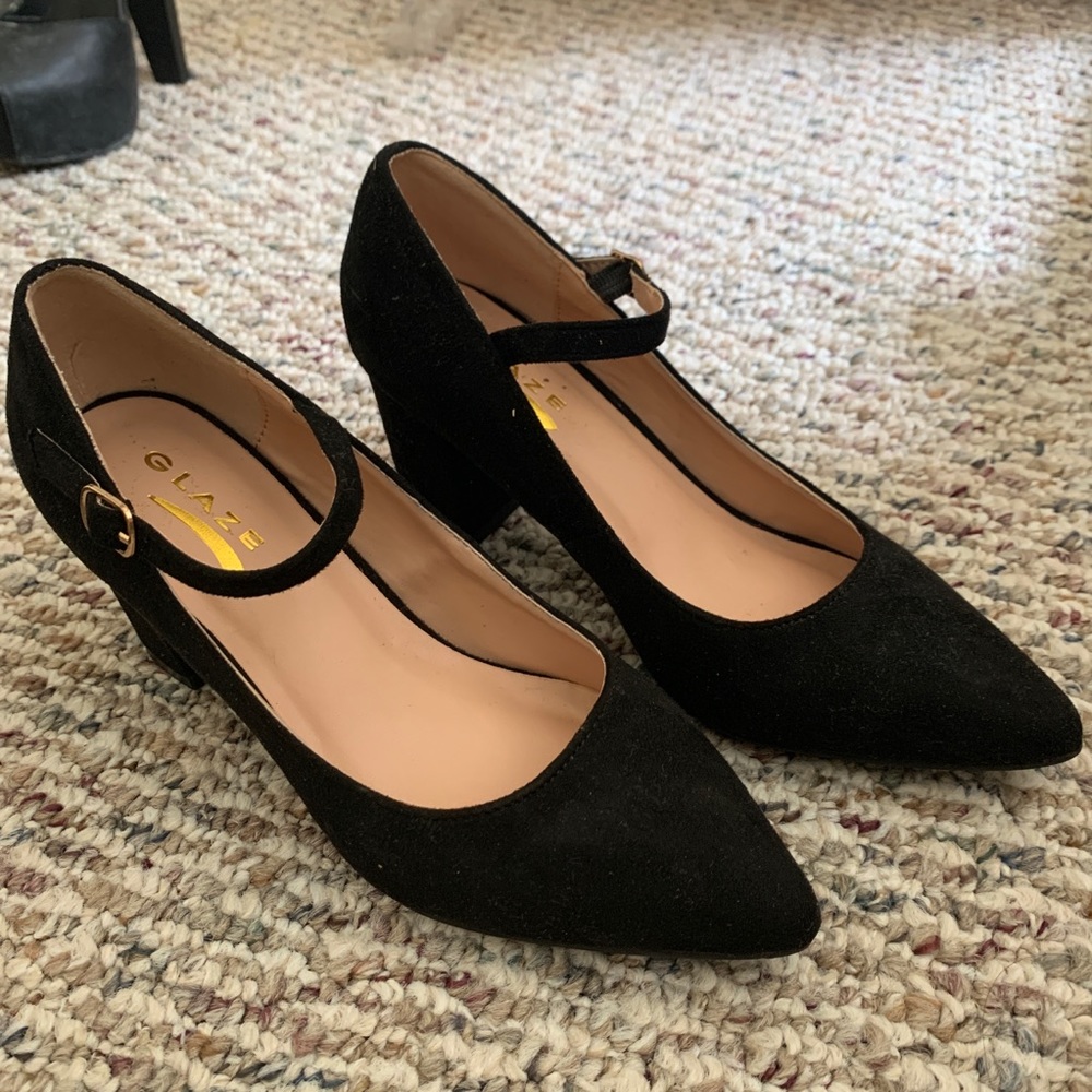 NEW BLACK FAUX SUEDE STRAP PUMPS